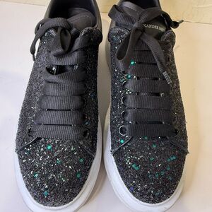 Alexander McQueen Black Sneakers with Speckled Design